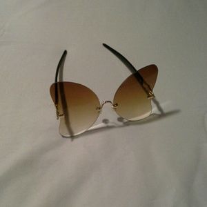 Women's sunglasses